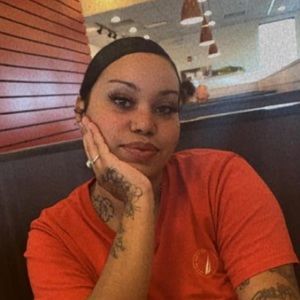 Meet your Posher, Shae